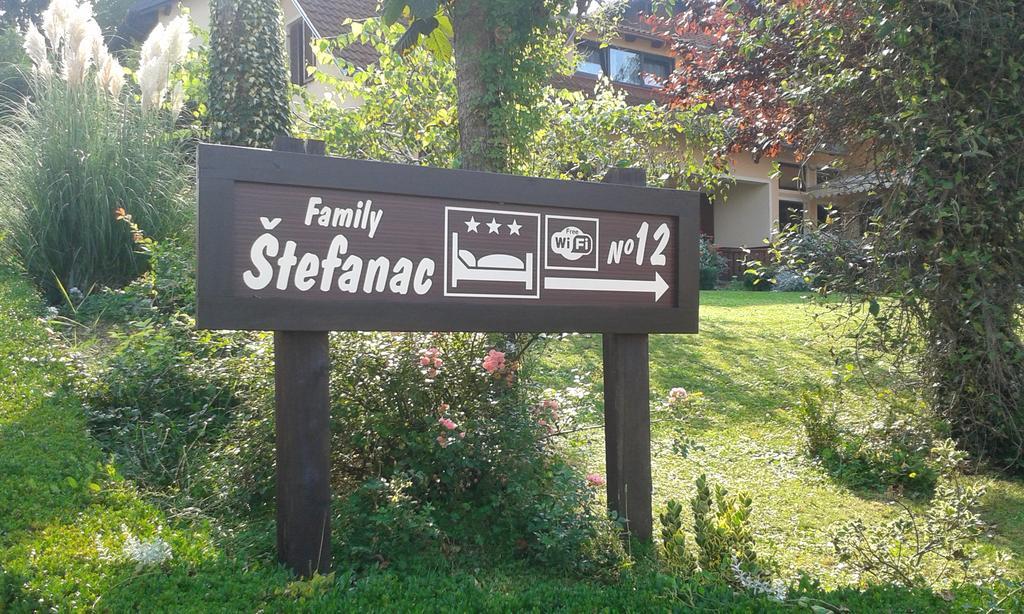 Apartments And Rooms Stefanac Slunj Zewnętrze zdjęcie